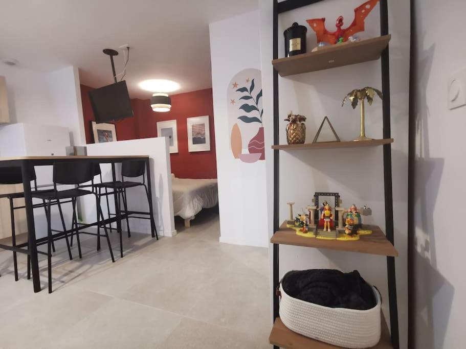 Forum Julii - Centre Historique - Suite Tout Confort - Wifi Fréjus 외부 사진